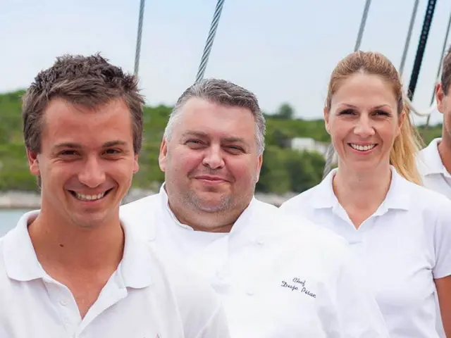 Sail with gulet ROMANCA | Amazing crew, service, and spacious decks