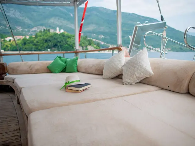 contact-yachts-sadri-usta-1_0005