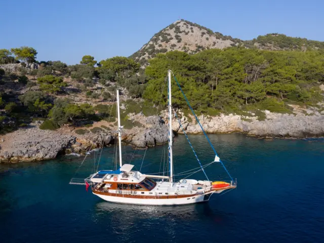 gulet-serenity-70-002