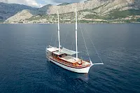 Relaxing yachting holiday with family and friends in Croatia with SLANO gulet