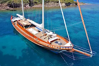 Turkish gulet SMYRNA with 4 cabins for 8 guests