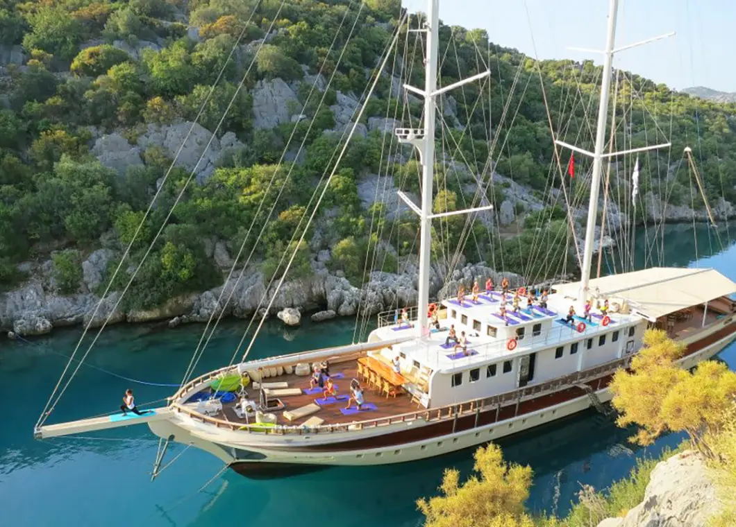 Yoga detox tour in Turkey with TERSANE 8 gulet