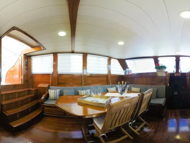 contact-yachts-victoria-017