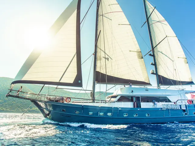 contact-yachts-virtuoso_0026