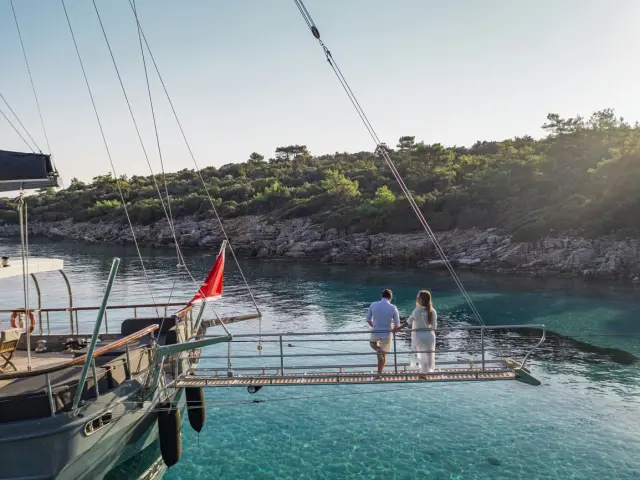 contact-yachts-virtuoso_0030