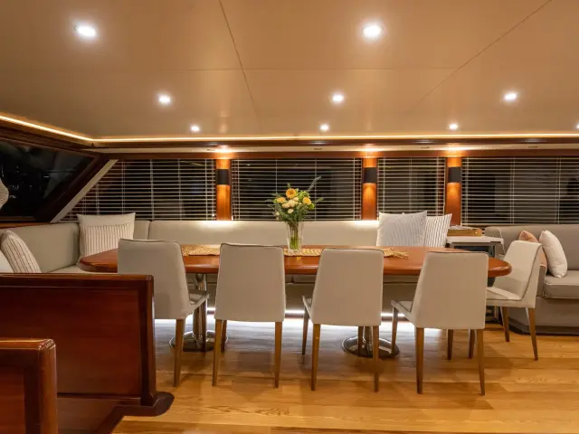 contact-yachts-virtuoso_0055