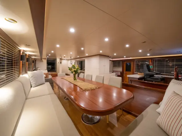 contact-yachts-virtuoso_0056