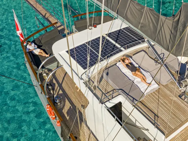 contact-yachts-virtuoso_0063