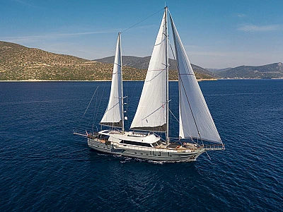 M/S VIRTUOSO for rent in Greece | 6 cabins, 12 guests | Alluring lines, style and grace