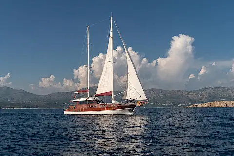 ADRIATIC HOLIDAY gulet sailing Dalmatian coast