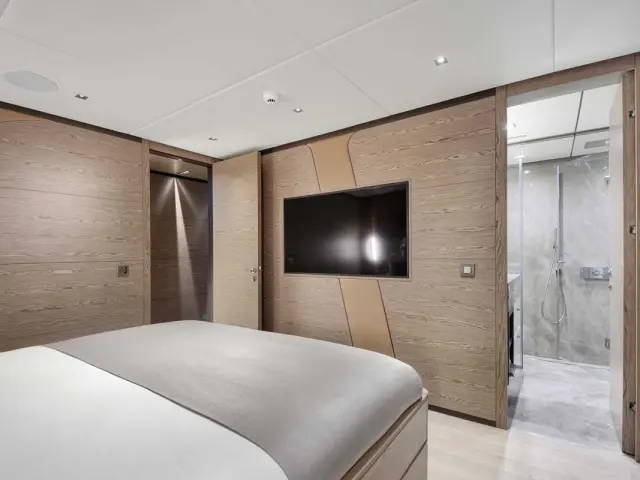 all-about-u-2-guest1-2