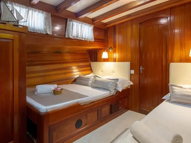 andi_star_twin_cabin_2