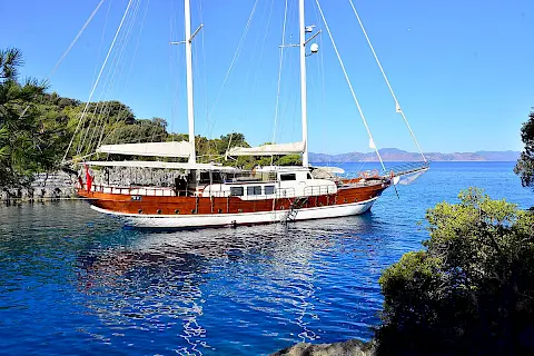 Turkey boat cruise with BERRAK SU gulet