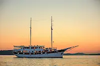 CESARICA unique gulet for 24 guests to sail in Croatia