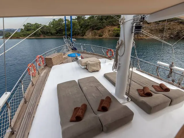 Marmaris yacht charters with CEYLAN gulet in Turkey