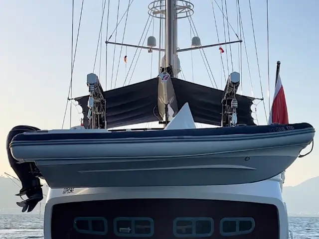 contact-yachts-clear-eyes_0005