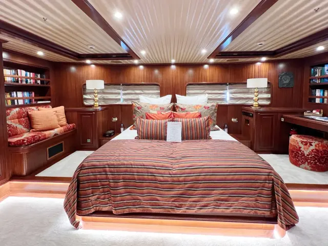 contact-yachts-clear-eyes_0009