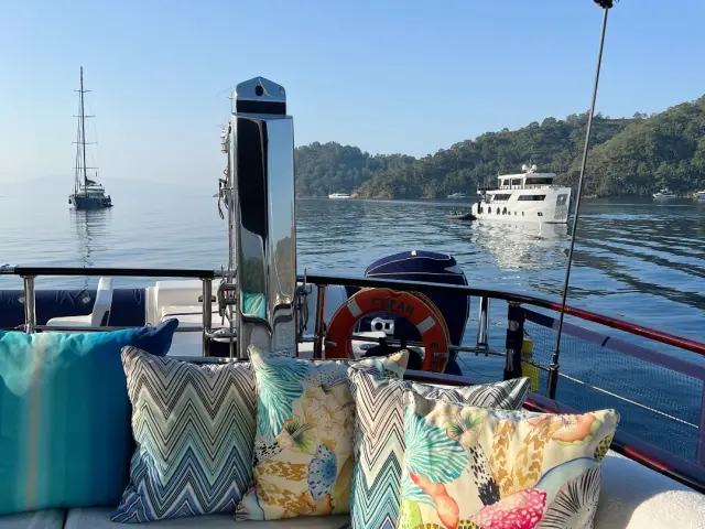 contact-yachts-clear-eyes_0012