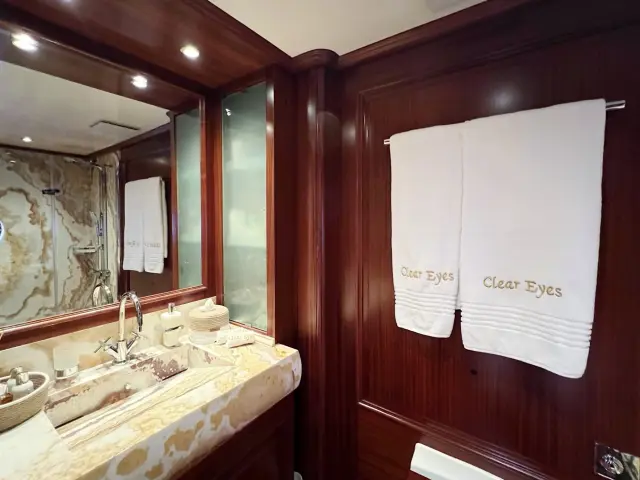 contact-yachts-clear-eyes_0021