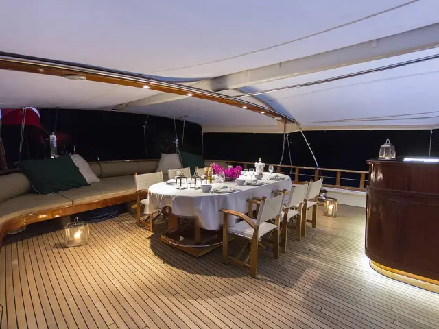 Classic Turkish gulet COBRA KING based in Bodrum | Yacht charters in Turkey