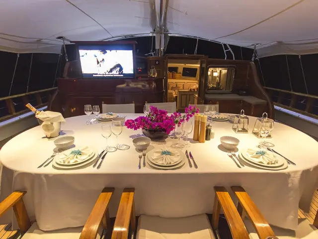 Classic Turkish gulet COBRA KING based in Bodrum | Yacht charters in Turkey