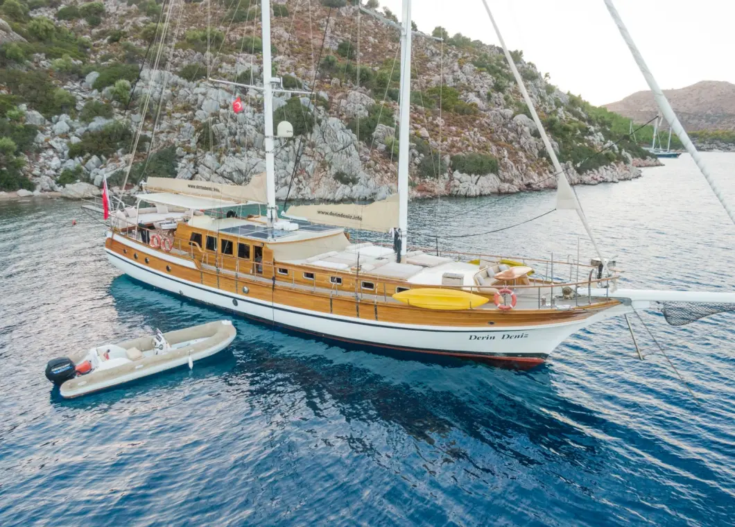 6-cabin DERIN DENIZ gulet | Marmaris yacht hire
