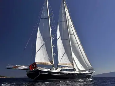 Gulet yacht DOLCE MARE with jacuzzi, 6 cabins for 12 guests to sail in Turkey