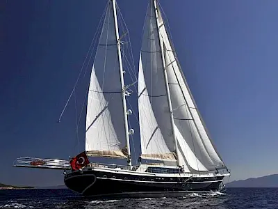 Gulet yacht DOLCE MARE with jacuzzi, 6 cabins for 12 guests to sail in Turkey