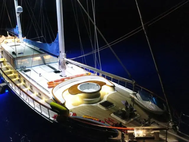Marmaris boat charter with gulet ECE BERRAK in Turkey