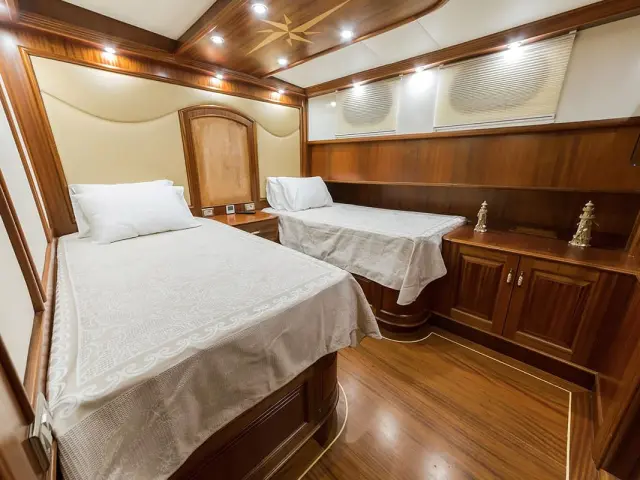HALCON DEL MAR luxury gulet with jacuzzi for 16 guests to sail in Turkey