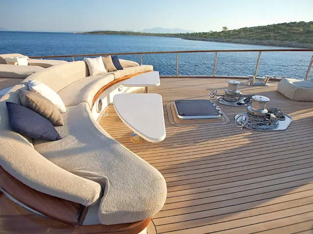Bodrum yacht charter with gulet MISS B | Modern interior, powerful sailing