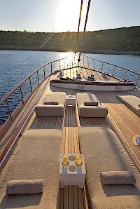 Bodrum yacht charter with gulet MISS B | Modern interior, powerful sailing