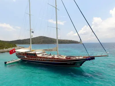 What is a gulet yacht?