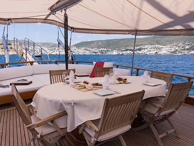 gulet atalante to hire in bodrum