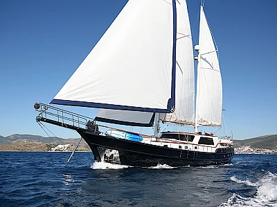 contact-yachts-didi-006