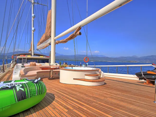 gulet-queen-of-salmakis-018