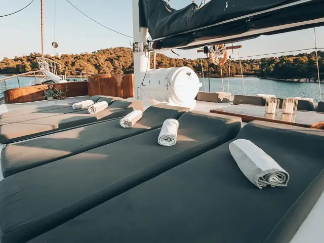 croatia_sun_matresses