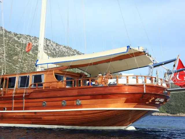 gulet-kaya-guneri-iii-016