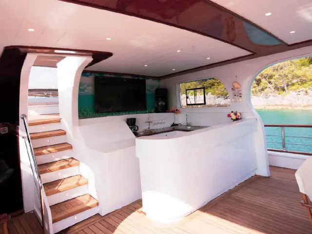 gulet-queen-of-rtt-001