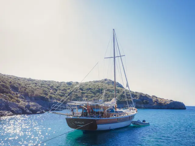 gulet-oalis-001