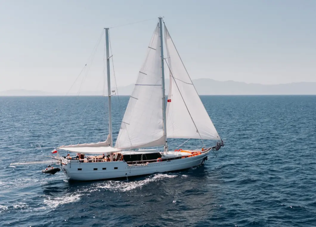gulet-beyaz-lale-010-1