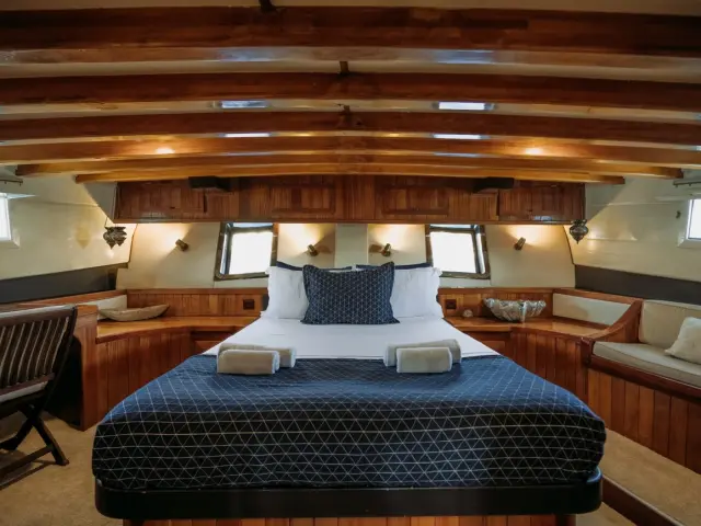 gulet-beyaz-lale-014