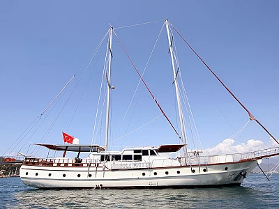 contact-yachts-diamond-lila_0002-1