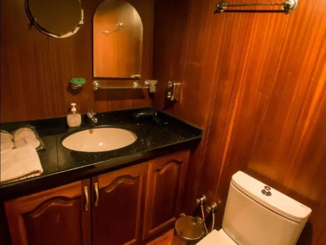 gulet-diamond-lila-001