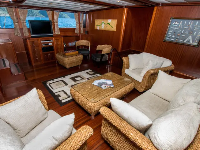 gulet-diamond-lila-017