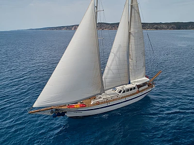 contact-yachts-fortuna_0012