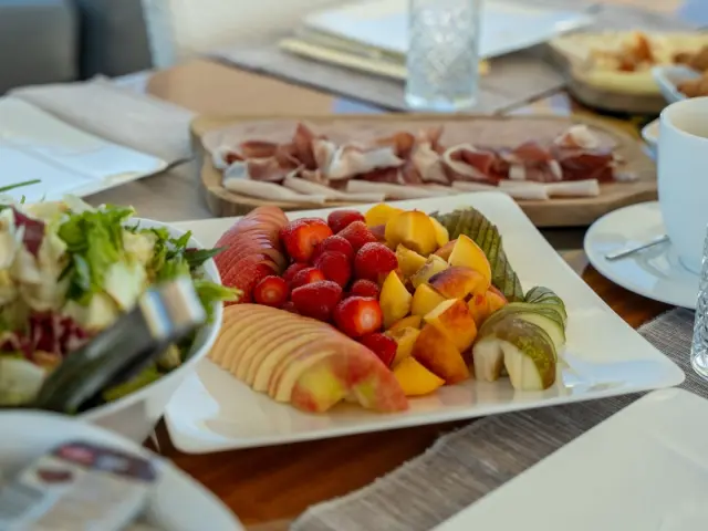 35__andjeo_food_service