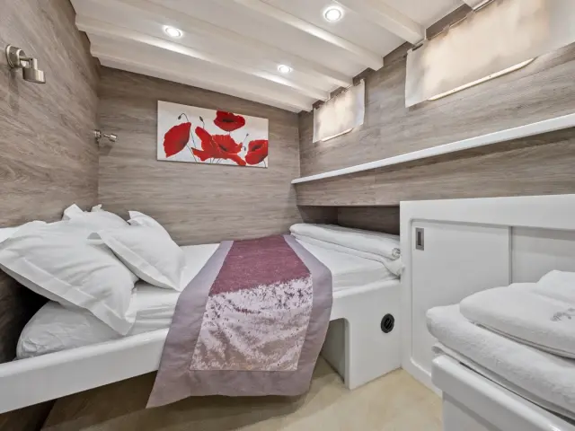 52__andjeo_double_cabin_-_bow